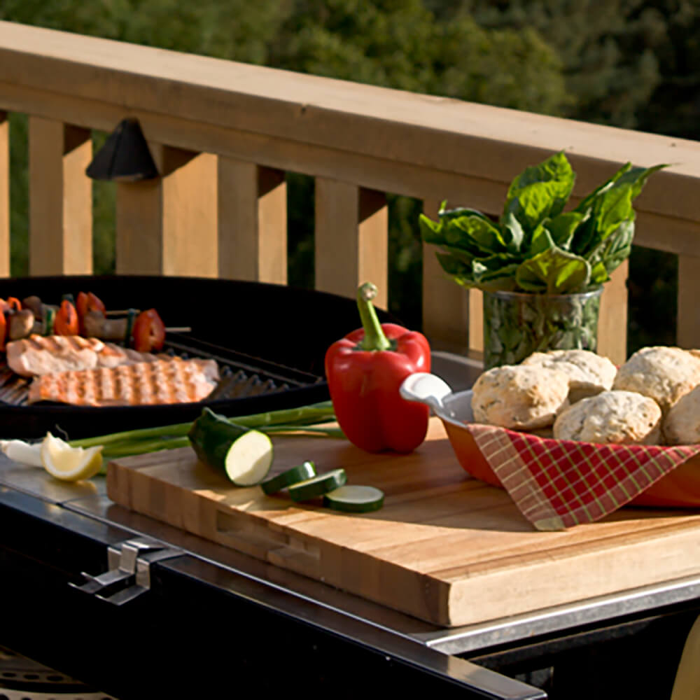 Barbecue Table Setting