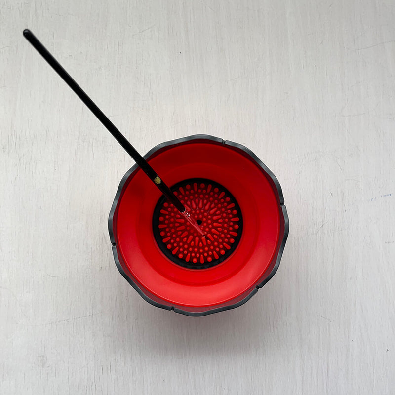 Magical Sinking Brush Scrubby (Red)