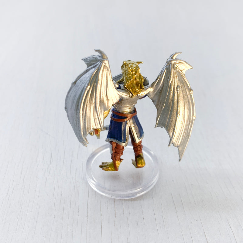 Mini - D&D Icons of the Realms : Fizban's Treasury of Dragons : Dragonborn of Bahamut 36/46