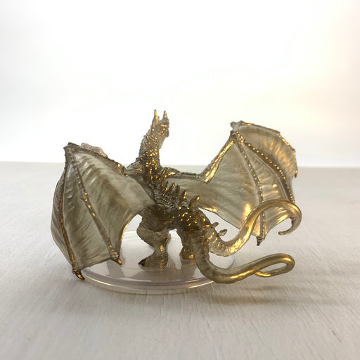 Mini - D&D Icons of the Realms : Fizban's Treasury of Dragons : Young Crystal Dragon 27/46