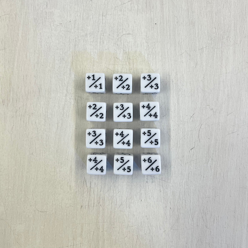 Dice Set 12d6 Counters Positive Opaque (16mm) White / Black