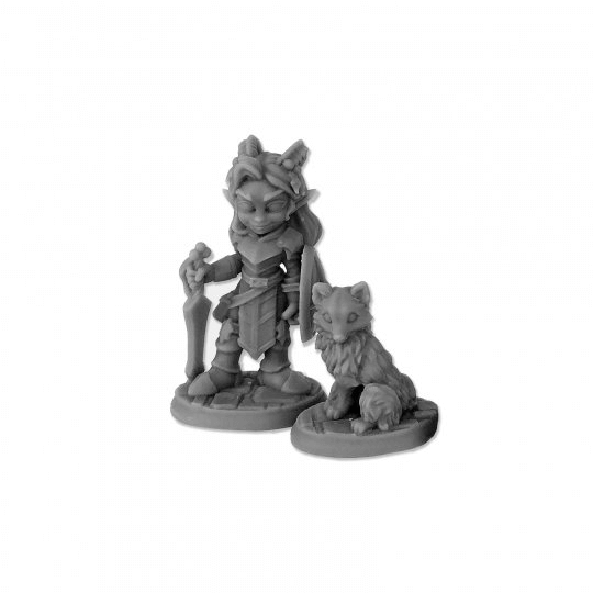 Mini - Reaper Metal 04045 Holly Monster and Firn (Halfling Fighter and Fox)
