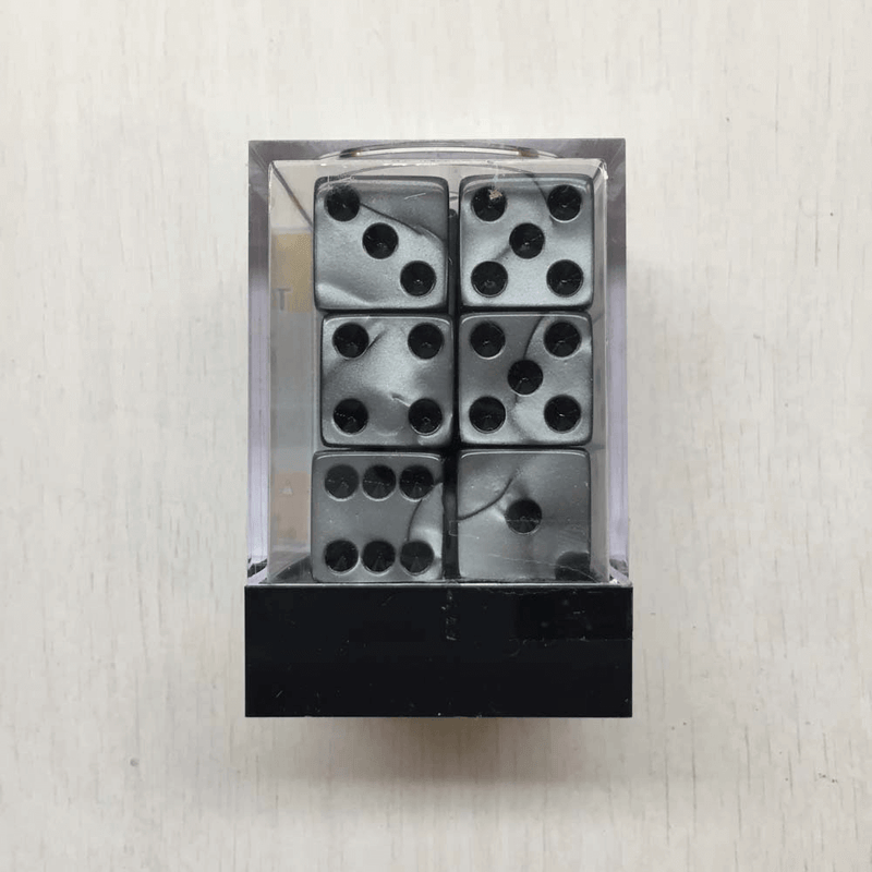 Dice Set 12d6 Olympic Pearlized (16mm) Silver