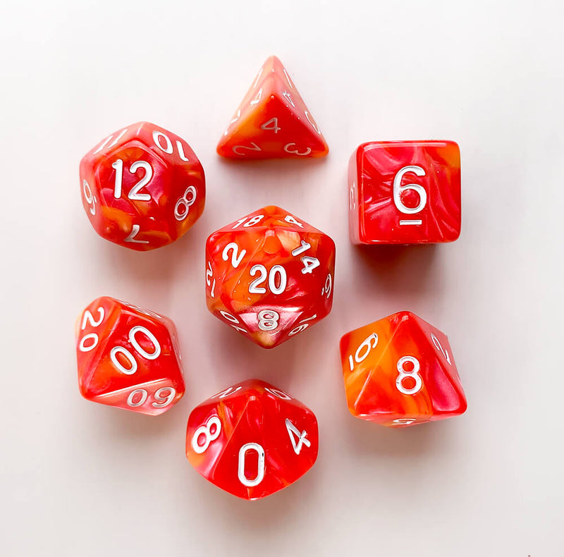 Dice 7-set Village (16mm) Grapefruit / White