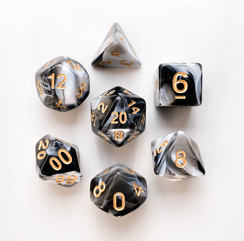 Dice 7-set Village (16mm) Espresso Cream / Gold