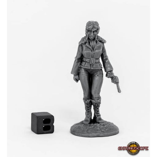 Mini - Reaper Bones 80070 Pulp Era Female Pilot