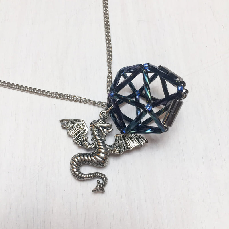 Necklace d20 Charm : Dragon Midnight Blue
