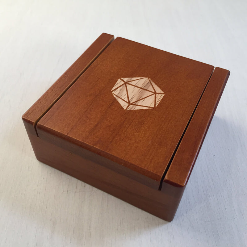 Twenty Sided™ Wood Box Dice Roller (3x3x1.5in) d20